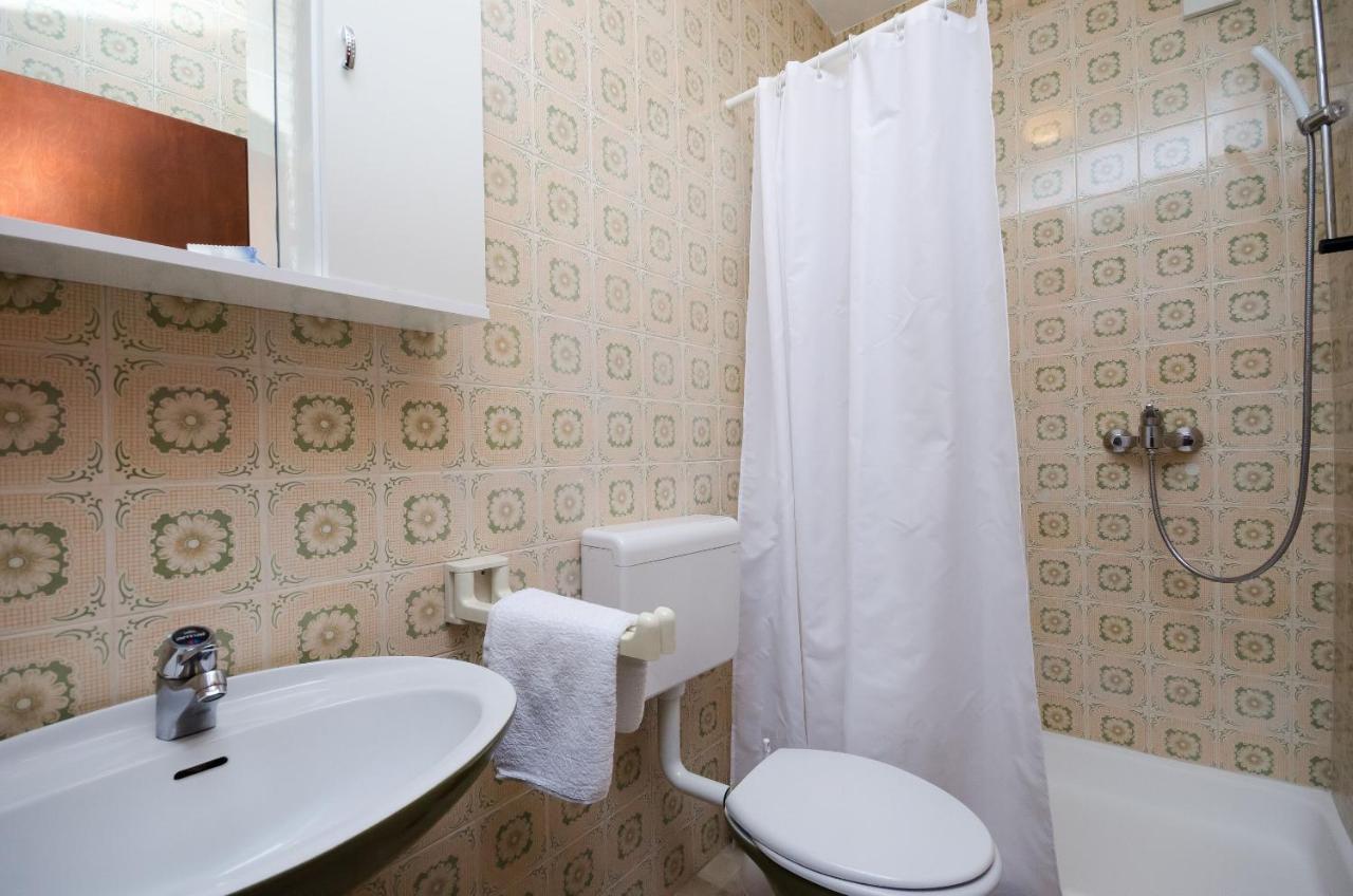 Apartments Marija & Lino Lopar Ngoại thất bức ảnh